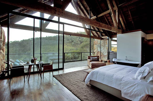 Unleash Your Inner Designer: 10 Tips for Decorating the Ultimate Luxury Bedroom